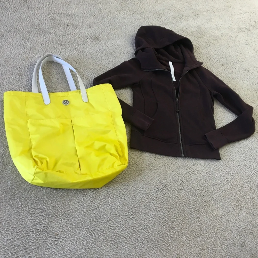 LULULEMON/2 BUNDLE”BURGUNDY”SWEATSHIRT &”CHIQUITA BANANA YELLOW GYM BAG
